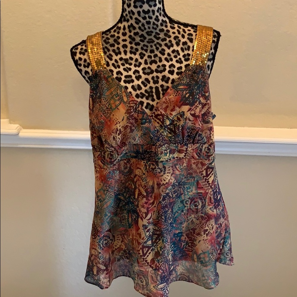 Sexy dressy tank with sequins straps.